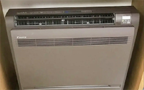 床置きエアコン